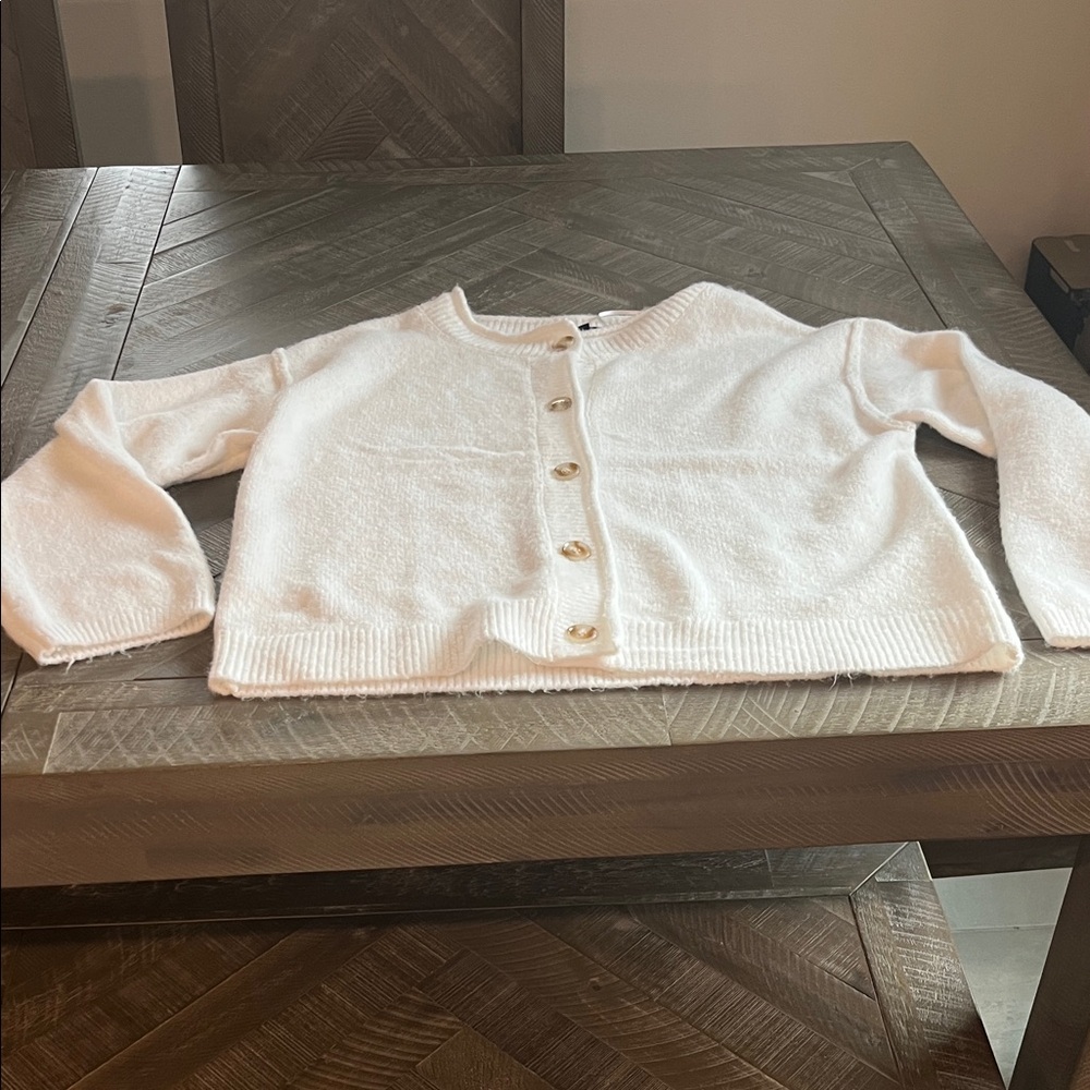 Adrienne Vittadini White Button-Up Cardigan